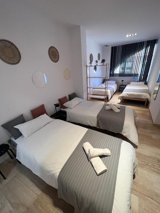Pension Les Eres Puebla de Vallbona Exteriör bild