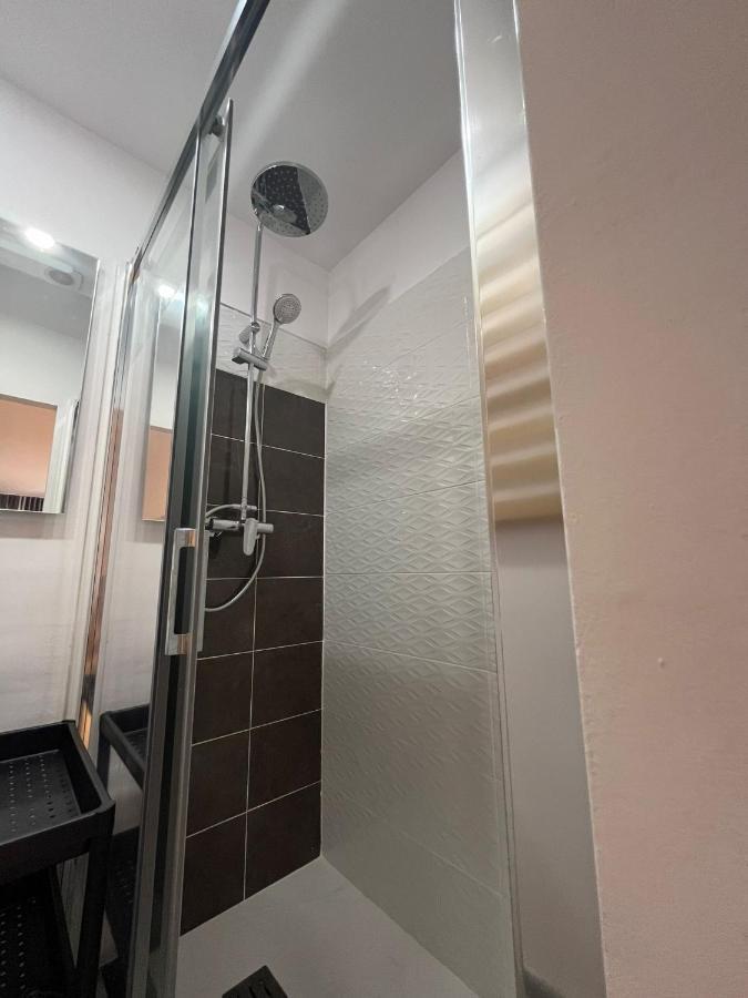 Pension Les Eres Puebla de Vallbona Exteriör bild
